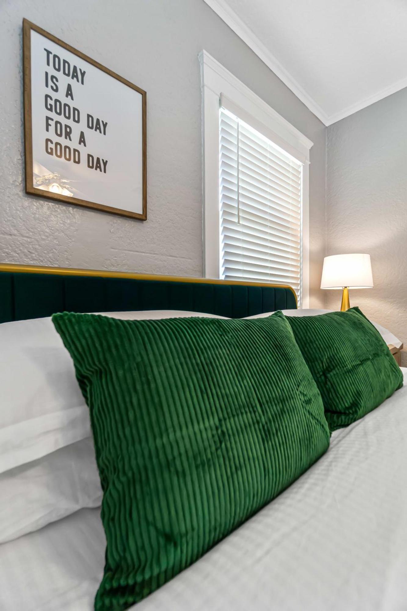 Bankers Hill Hideaway With Ac Views And Parking Apartment